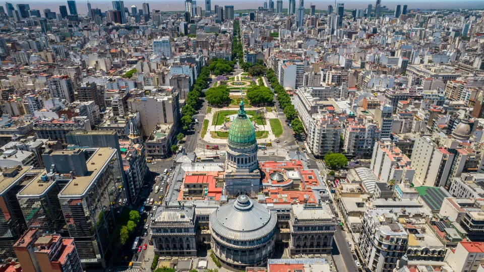 As maiores cidades da América do Sul em 2025: Adivinha quais são as brasileiras?