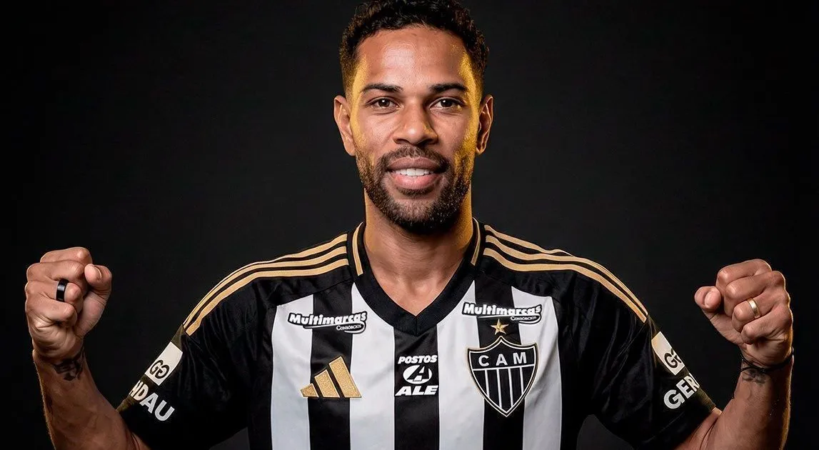 Atlético-MG anuncia contratação de Renan Lodi, primeiro reforço para 2026