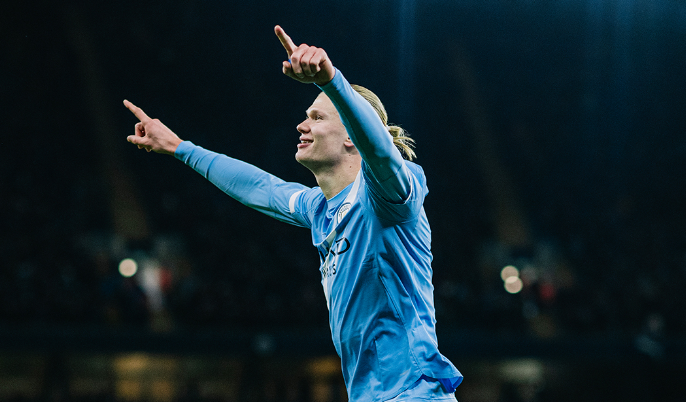 Haaland marca duas vezes contra o West Ham e leva o City à liderança