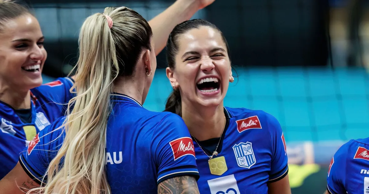 Julia Kudiess é eleita quinta melhor jogadora de vôlei do mundo