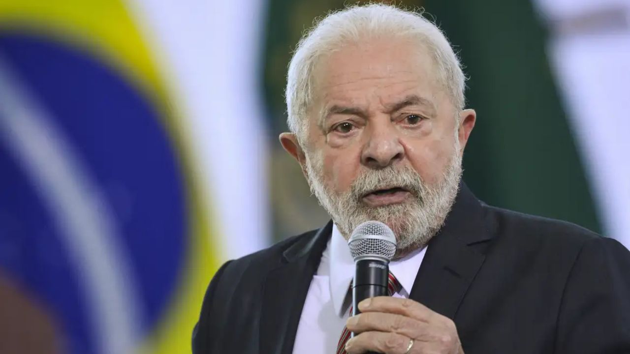 Lula sanciona corte de benefícios fiscais, mas mantém vetos