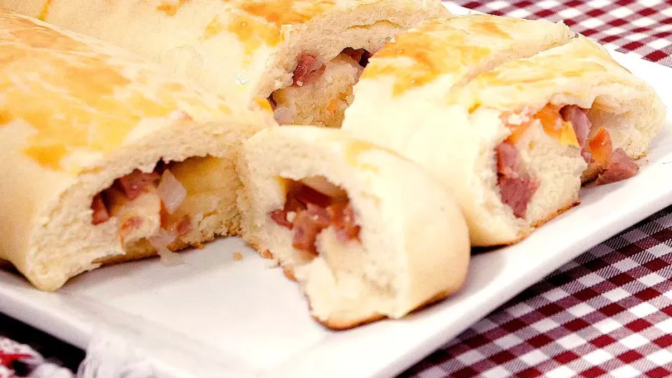 Pão de Calabresa: simples e rápido para os dias corridos da semana