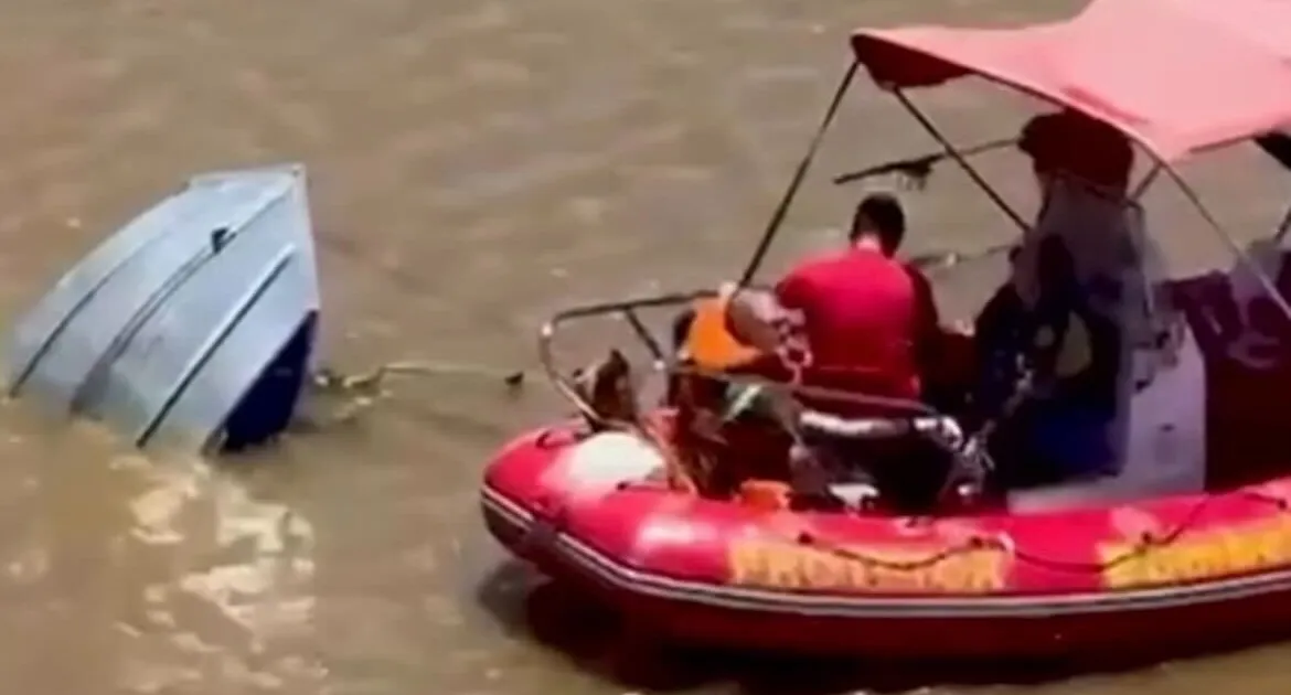 Pescadores ficam 20 horas à deriva em SP antes de resgate