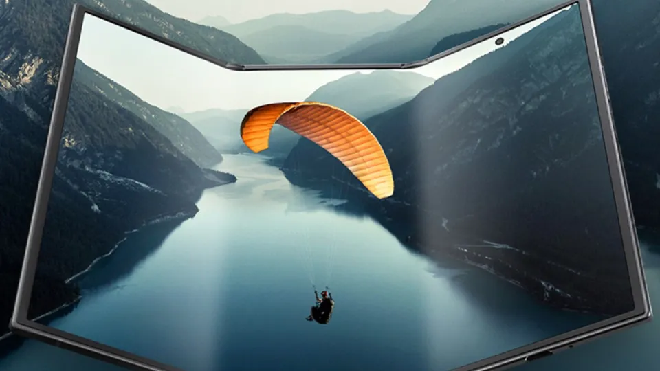 Samsung anuncia o Z TriFold, o primeiro dobrável triplo da marca