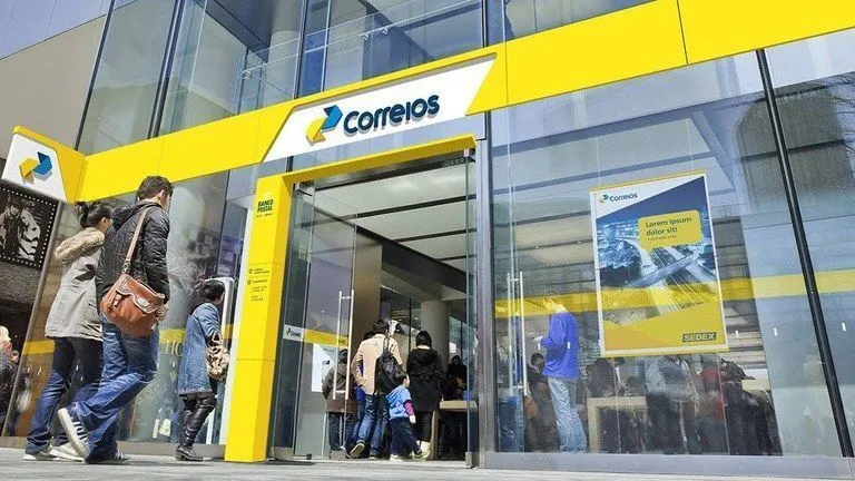 Trabalhadores rejeitam proposta dos Correios e negociação vai pra dissídio