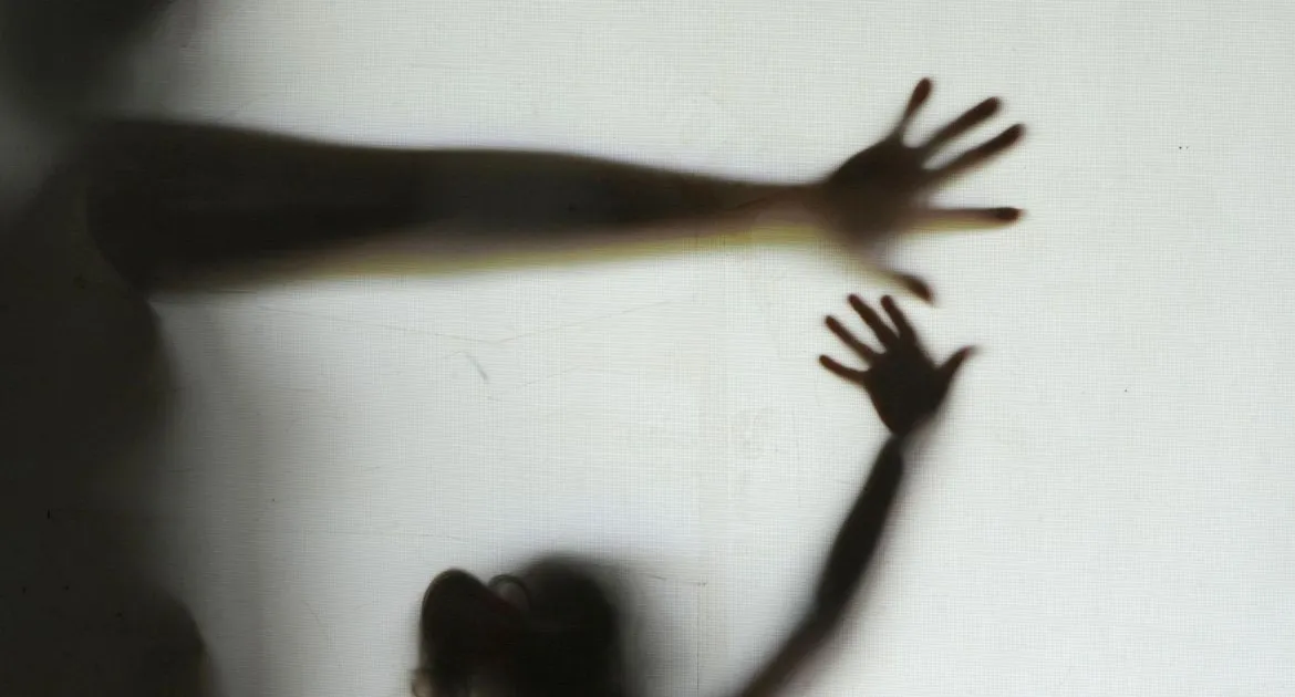 2025 registra recorde em feminicídio com 4 mulheres mortas por dia no país