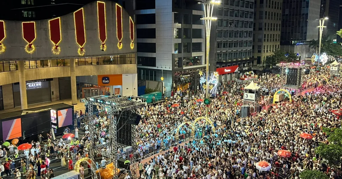 Ano Novo 2026: festas agitam pontos famosos do Brasil
