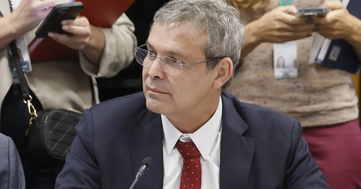 Após captura de Maduro, líder do PT defende mediação internacional