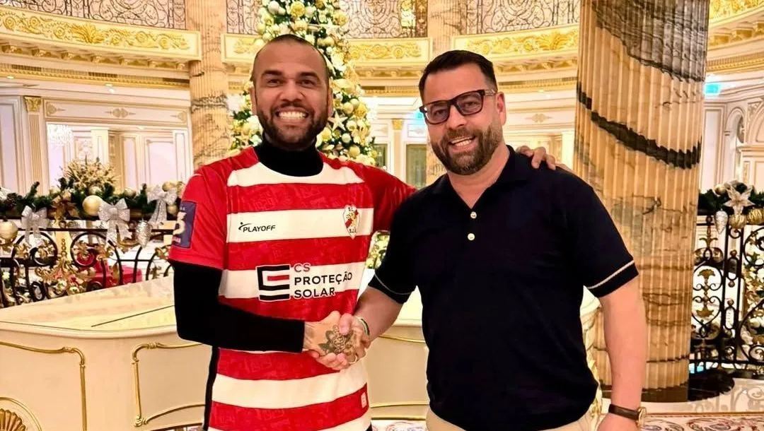 Após sair da prisão, Daniel Alves vira investidor de clube português