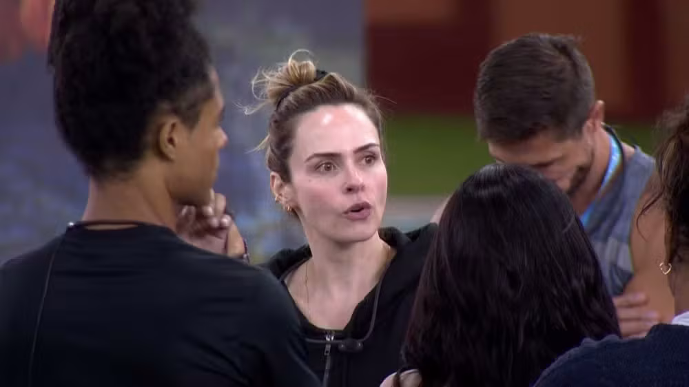 BBB26: Ana Paula discute com Matheus durante ao vivo: "Chora e vota em mim"