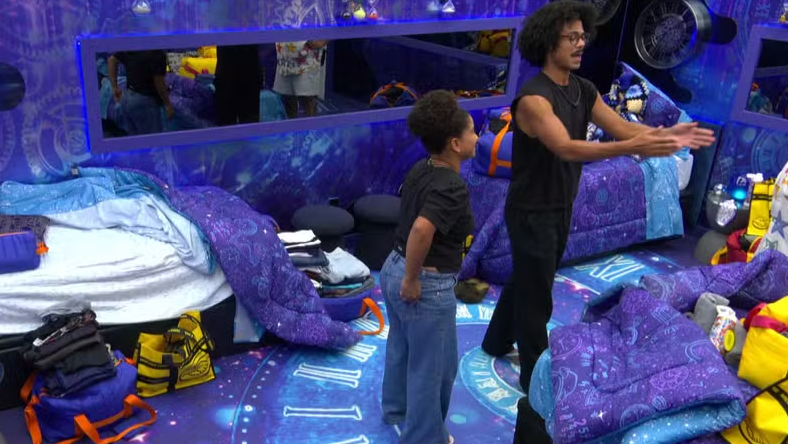 Breno sugere dividir cama no BBB e Milena revela: "Nunca dormi com homem"