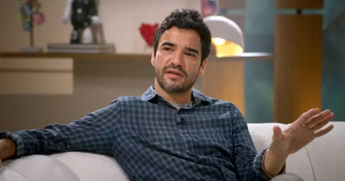 Caio Blat comemora formatura do filho e posta registro nas redes; veja