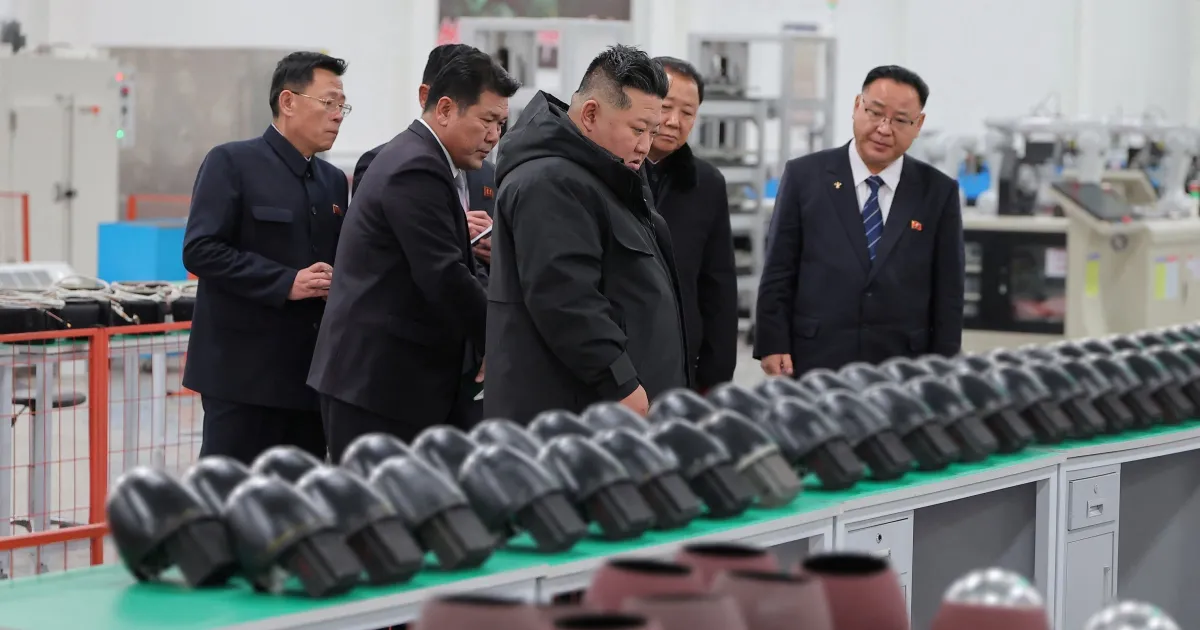 Coreia do Norte realiza testes com mísseis hipersônicos, diz estatal