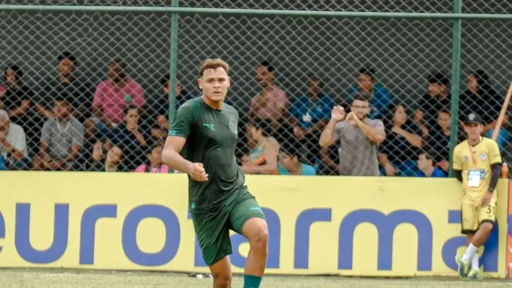 Coritiba perde para o Meia Noite e é eliminado na fase de grupos da Copinha