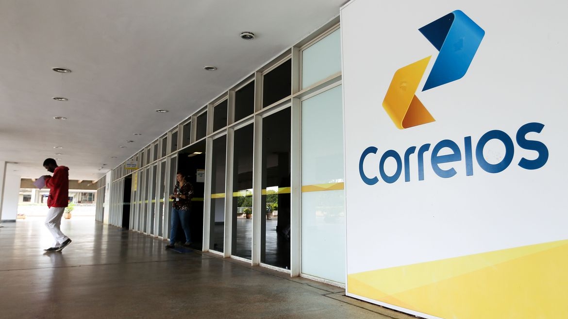 Correios planejam arrecadar R$ 1,5 bilhão com leilão de imóveis em fevereiro