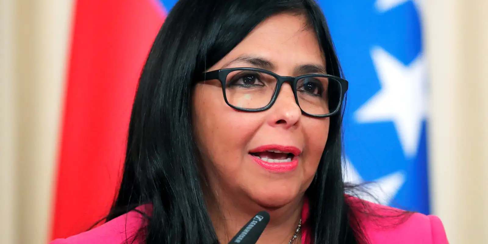 Delcy Rodríguez toma posse como presidente interina da Venezuela