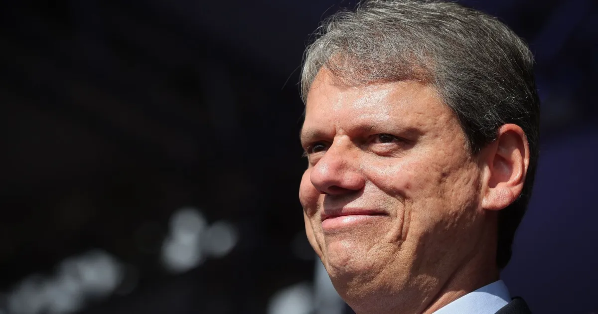 Eurasia vê cair chance de Tarcísio disputar o Planalto em 2026