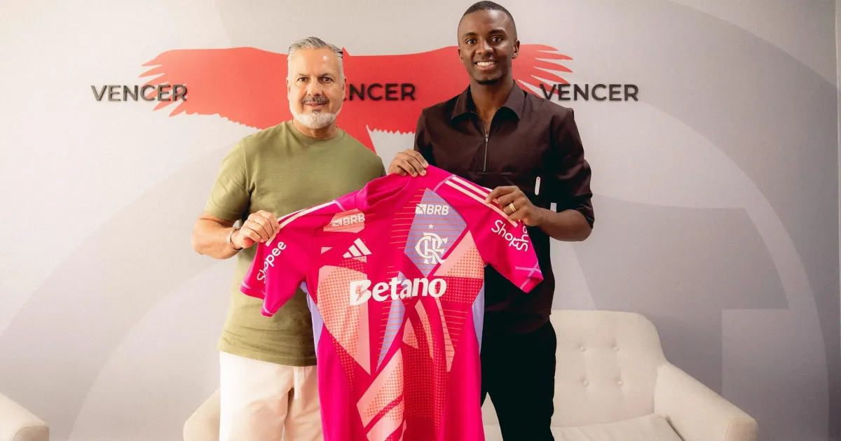 Flamengo anuncia goleiro Andrew como segundo reforço da janela