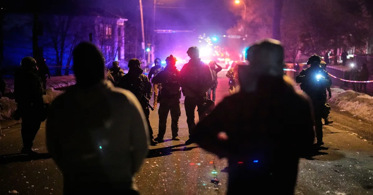 Homem é baleado após agredir um policial em Minneapolis, diz agência