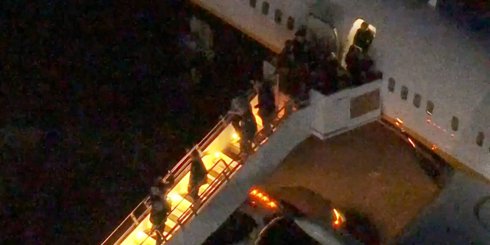 Imagens mostram desembarque de Nicolás Maduro nos EUA