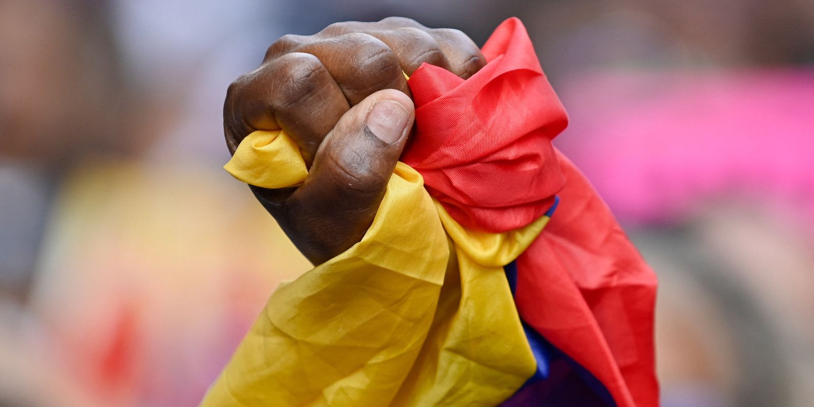 Lula e Petro conversam por telefone sobre situação na Venezuela