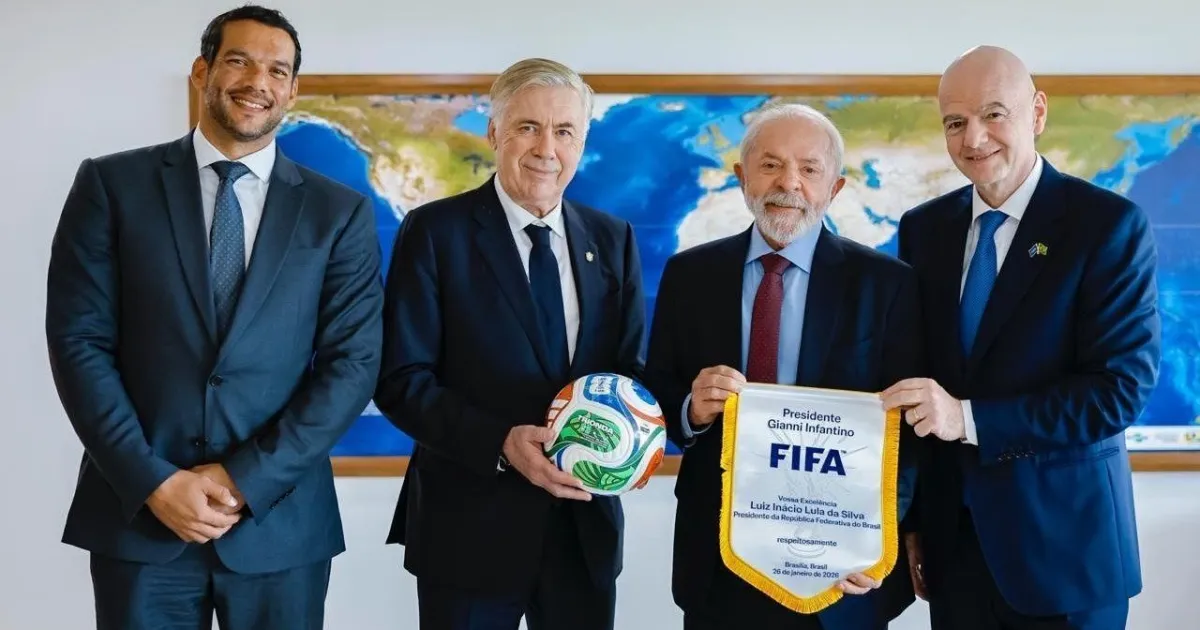 Presidentes de Fifa e CBF se reúnem com Lula para discutir Copa Feminina