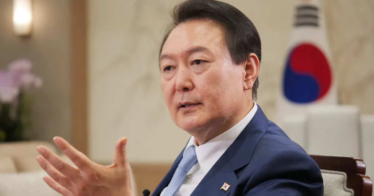 Tribunal da Coreia do Sul condena ex-presidente a cinco anos de prisão