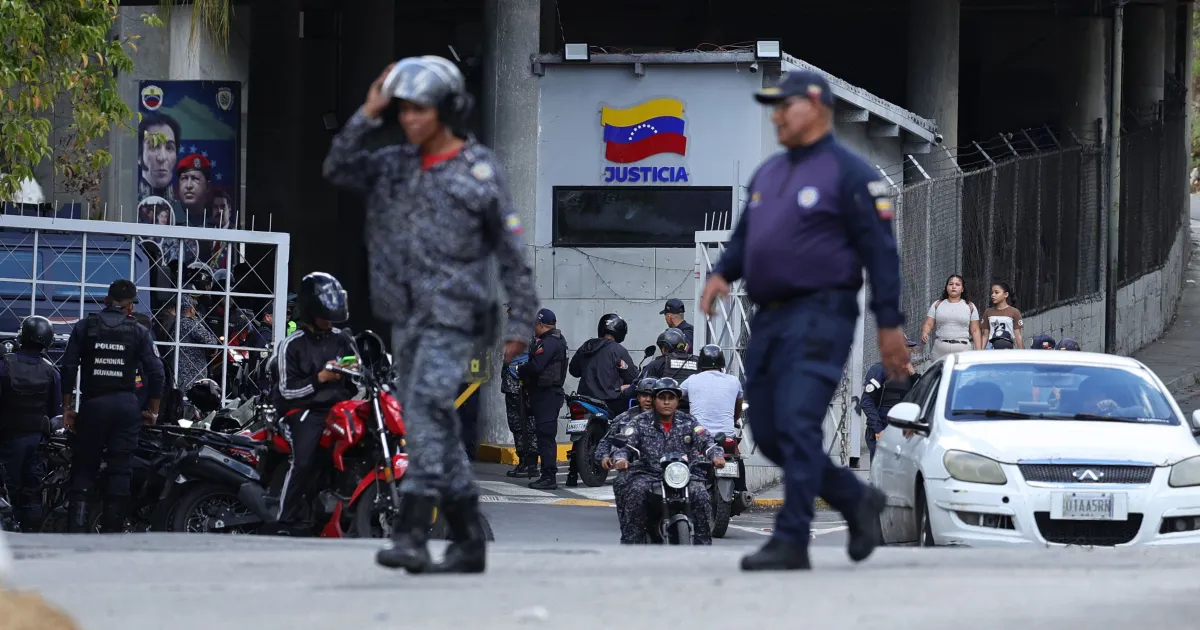 Venezuela sinaliza avanço à "segunda fase" de plano dos EUA para pós-Maduro