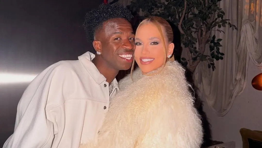 Vini Jr. comemora Ano Novo ao lado de Virgínia e Casimiro Miguel