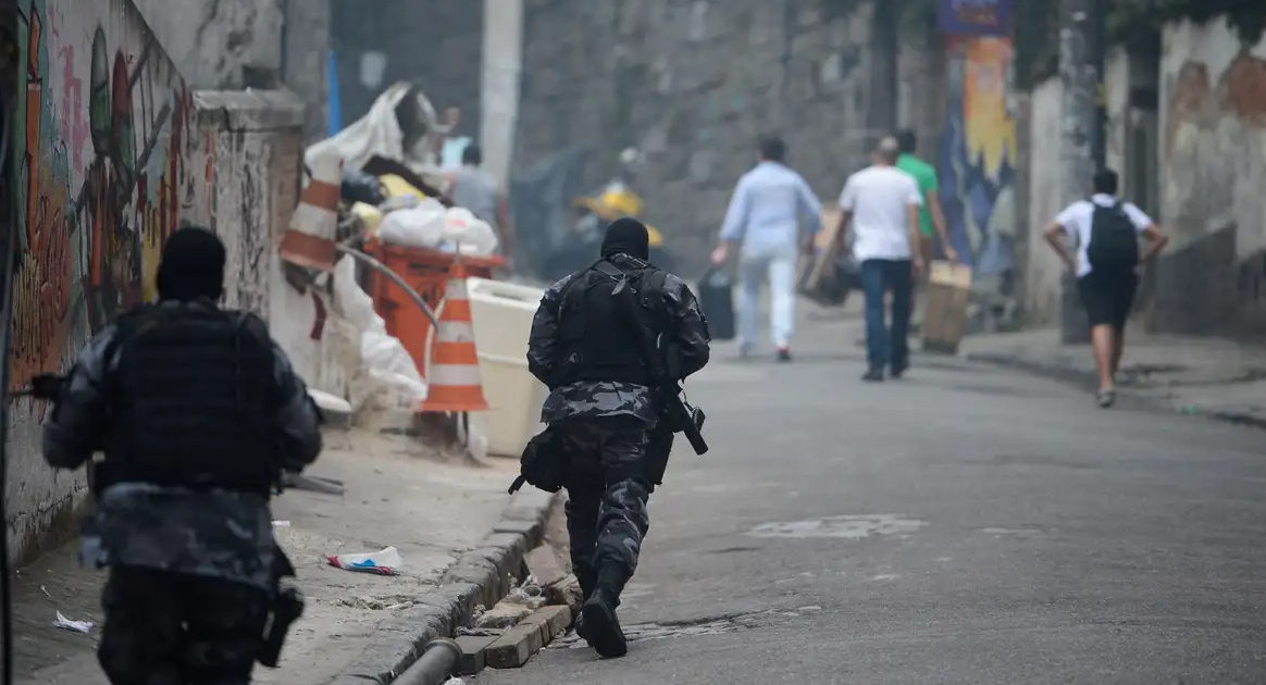 Violência é a principal preocupação para 45% dos brasileiros