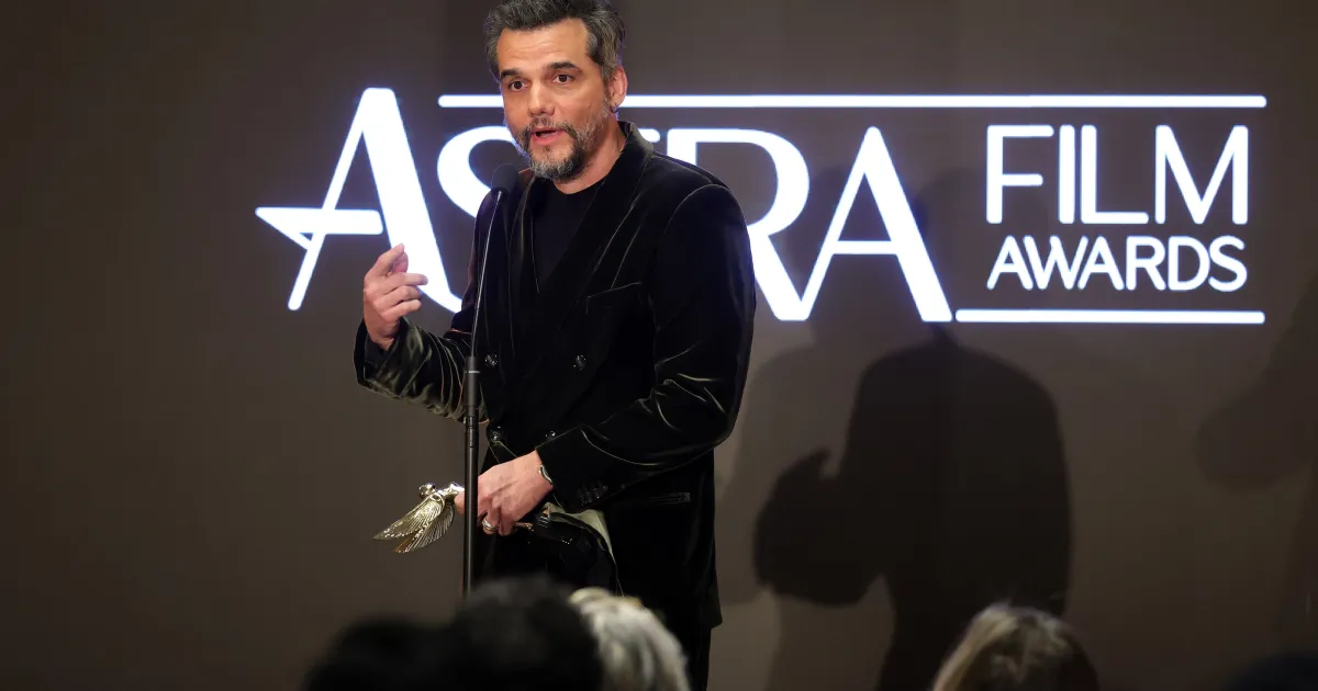 Wagner Moura é homenageado no Astra Awards por "O Agente Secreto"